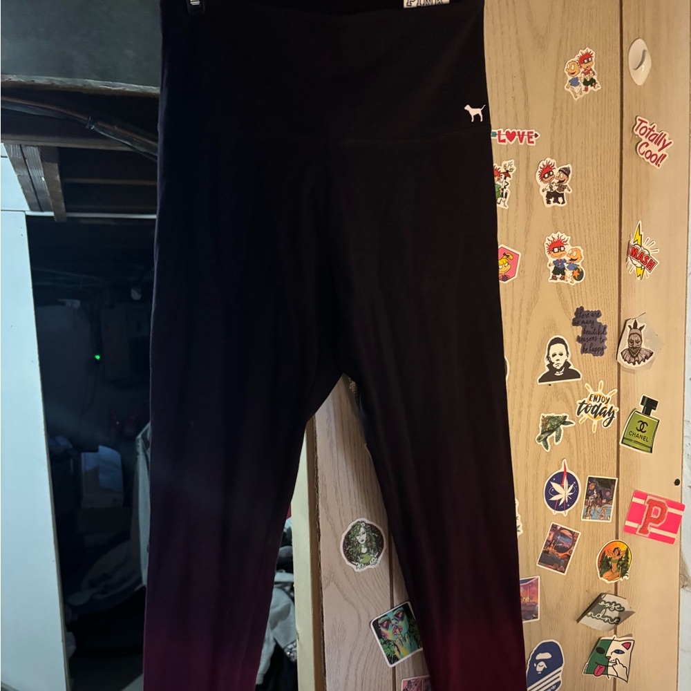 New with tags VS PINK Ombré Yoga Leggings